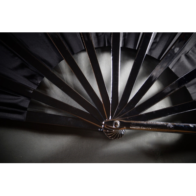 Hochwertiger Metallfcher - Links