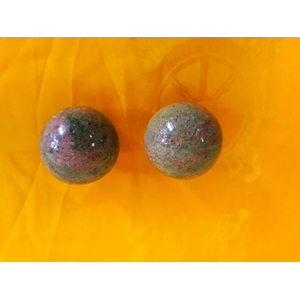 Qigong Kugeln Edelstein Unakit 4 cm Qigong Kugeln Edelstein Unakit 4 cm