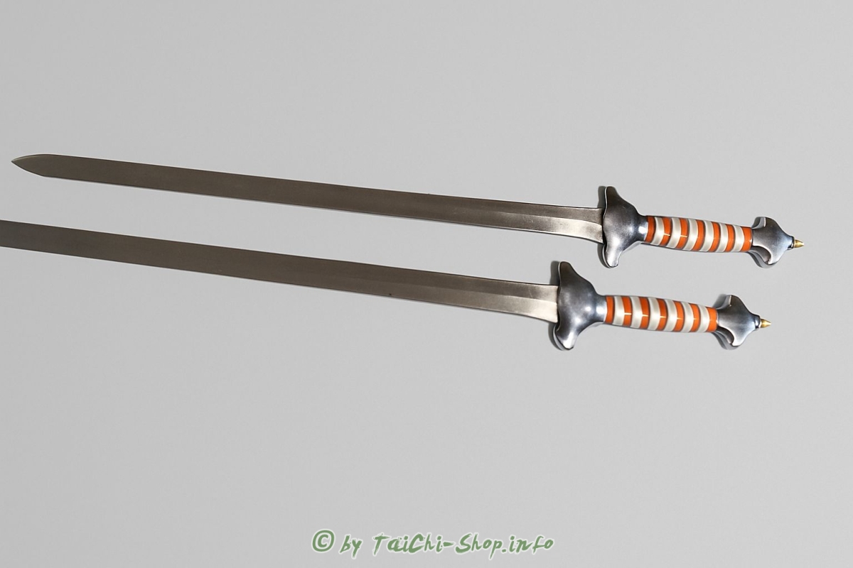 Taiji Doppelschwert – Standard, flexibel, mit Holzscheide