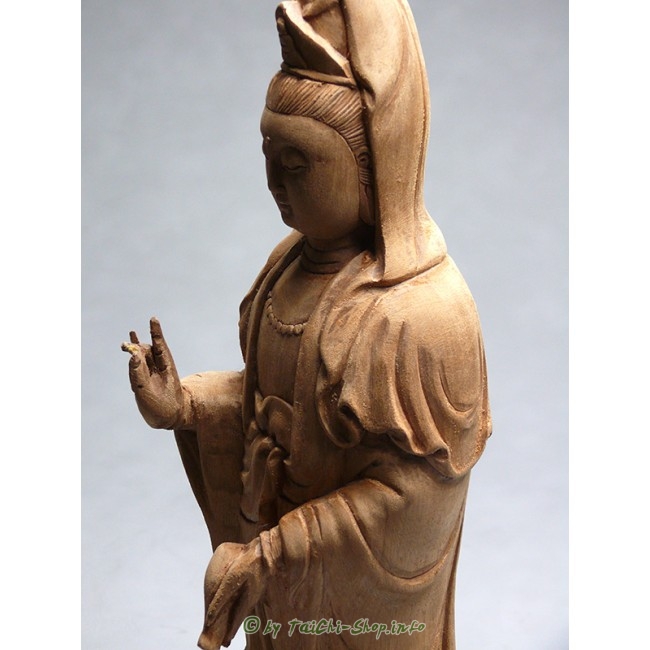 Holzfigur: Guanyin des Lebens