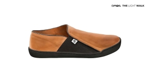Tai Chi Barfußschuh DAOS 37 cognac / schwarze Sohle