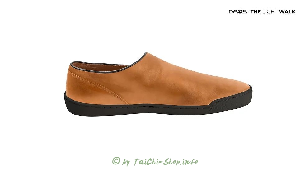 Tai Chi Barfußschuh DAOS 39 cognac / schwarze Sohle