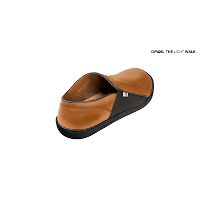 Tai Chi Barfuschuh DAOS 43 cognac / schwarze Sohle