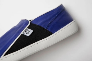 Tai Chi Barfußschuh DAOS 43 cobalt / weiße Sohle