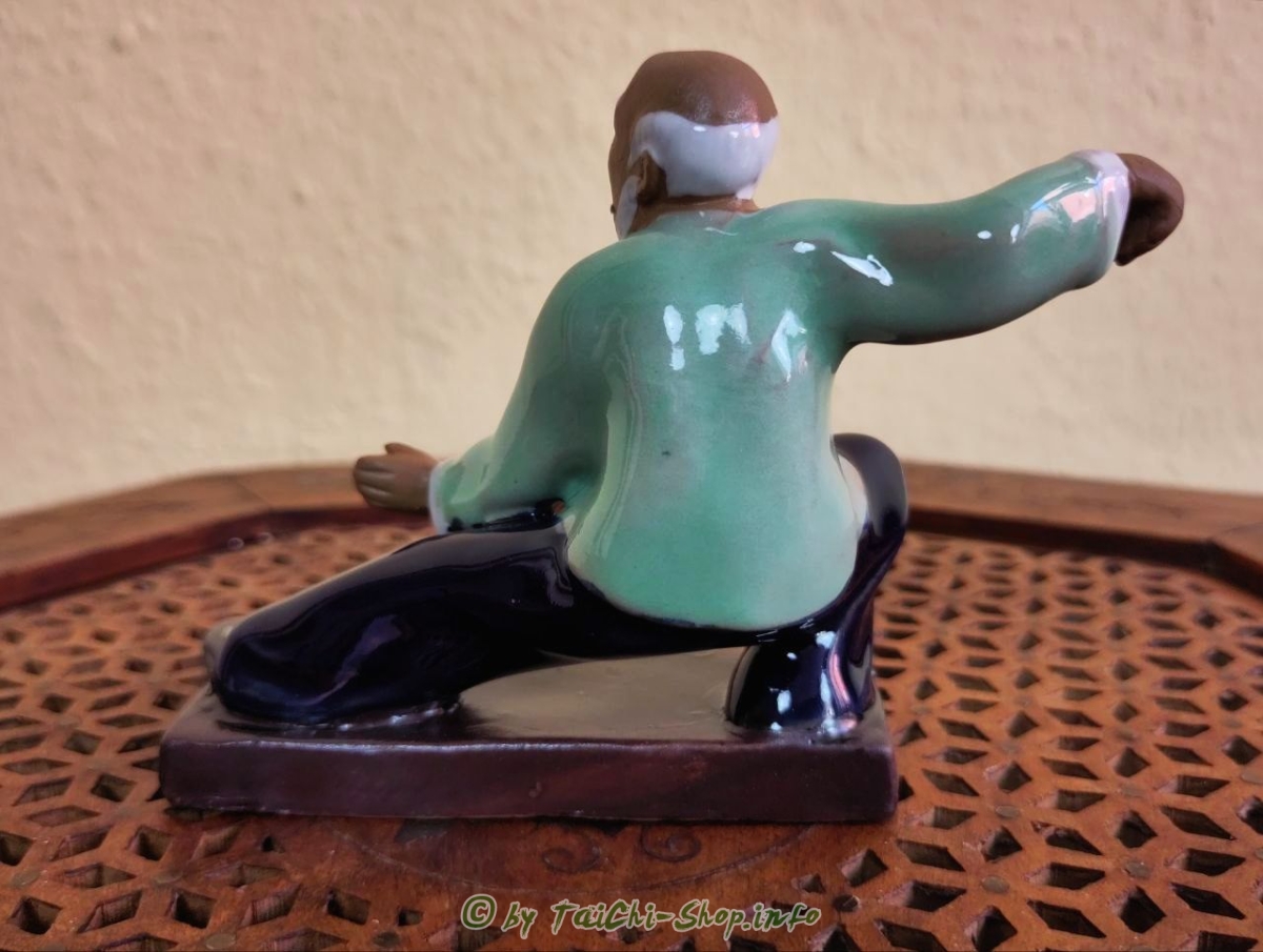 Tai Chi Figur - tiefe Schlange